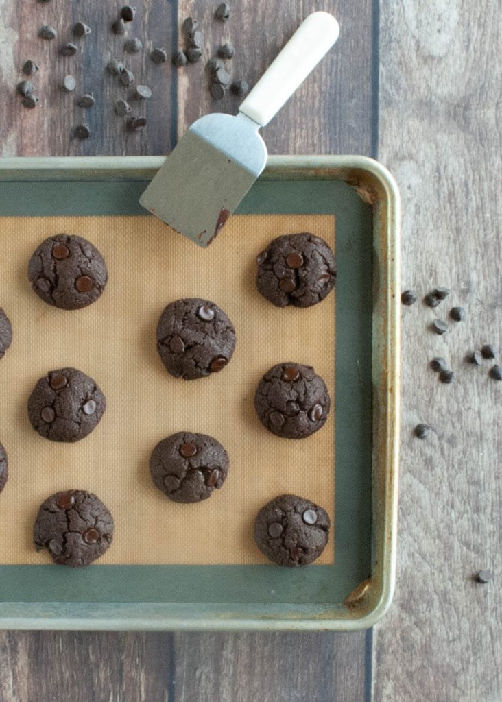 gluten-free-vegan-chocolate-cookie-recipe