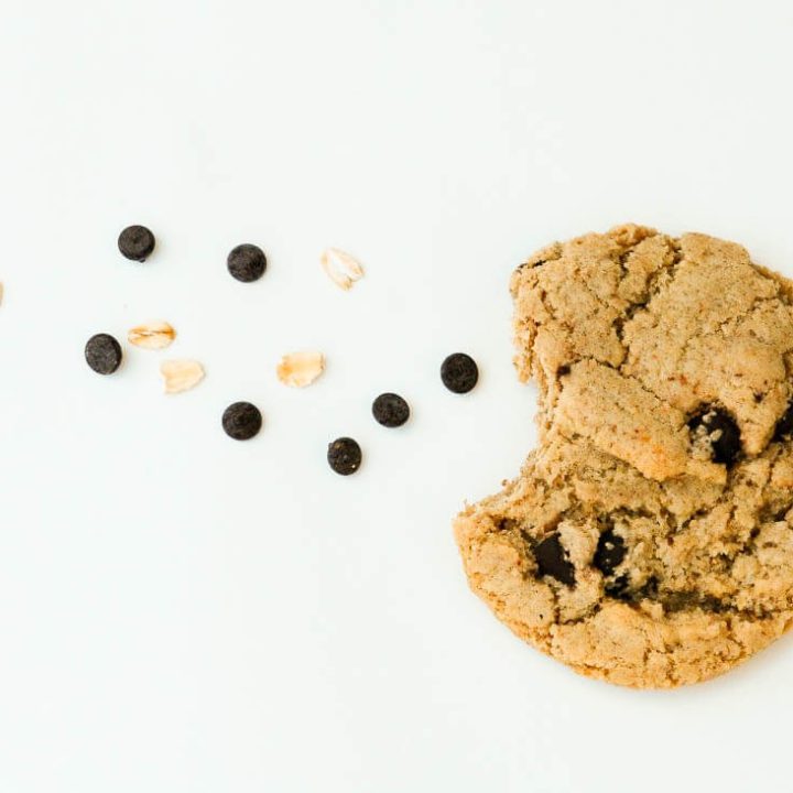 the-best-oatmeal-chocolate-chip-cookies-for-food-allergies
