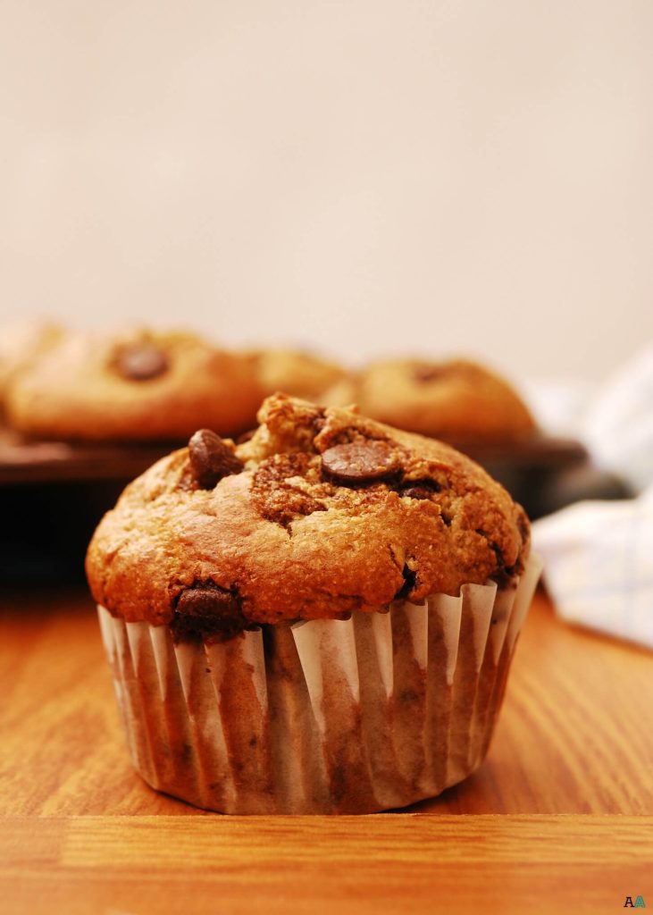 Blender Oatmeal Banana Chocolate Chip Muffins