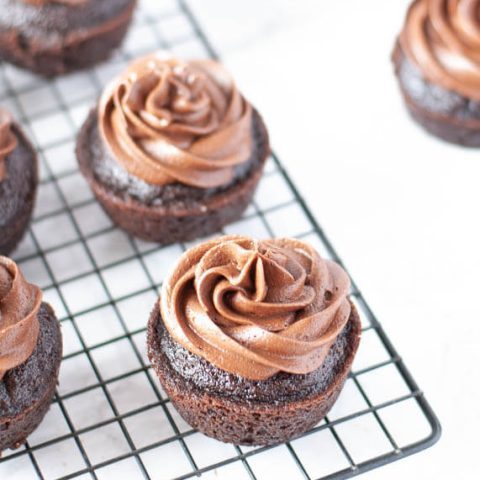 allergy-friendly-chocolate-frosting