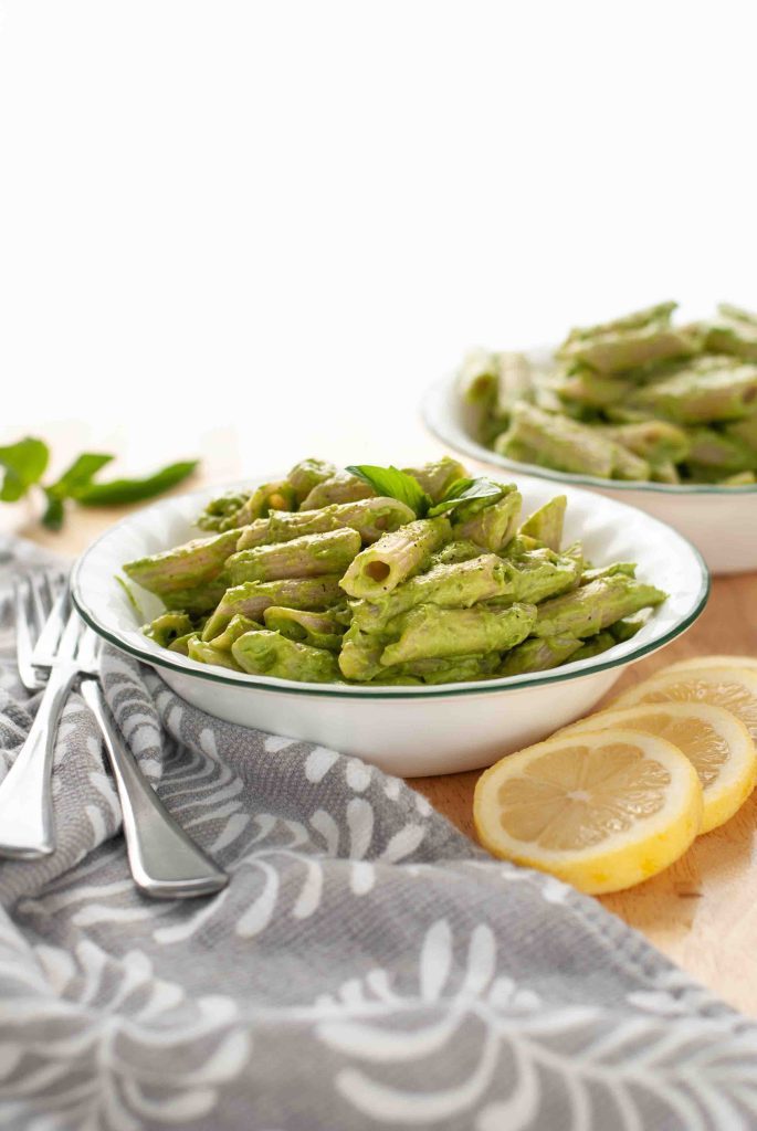 gluten-free-vegan-pasta-in-a-bowl-with-lemons-to-the-side