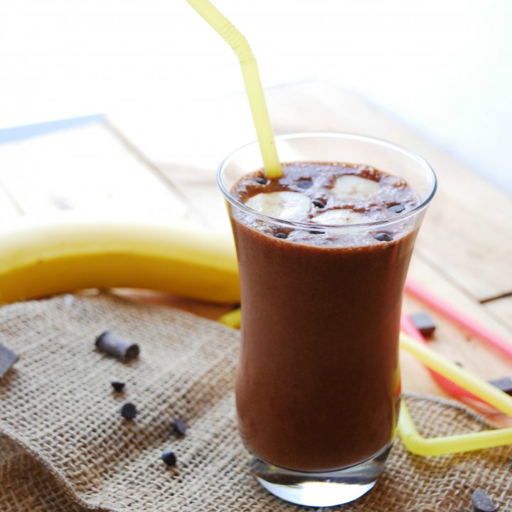Chocolate Banana SunButter Breakfast Shake (Gluten, dairy, egg, soy, peanut & tree nut free; top 8 free; vegan) Recipe by AllergyAwesomeness.com