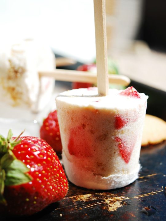 Allergyfriendly No Bake Strawberry Jello Pie (Gluten, dairy, egg, soy