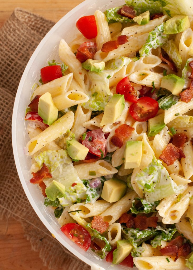 dairy-free-avocado-BLT-pasta-salad