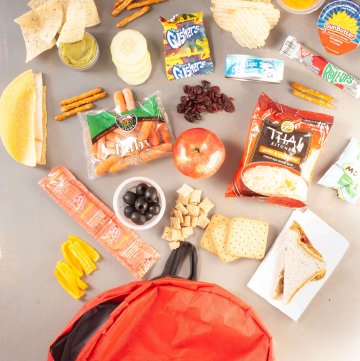 safe-school-lunches-spilled-backpack