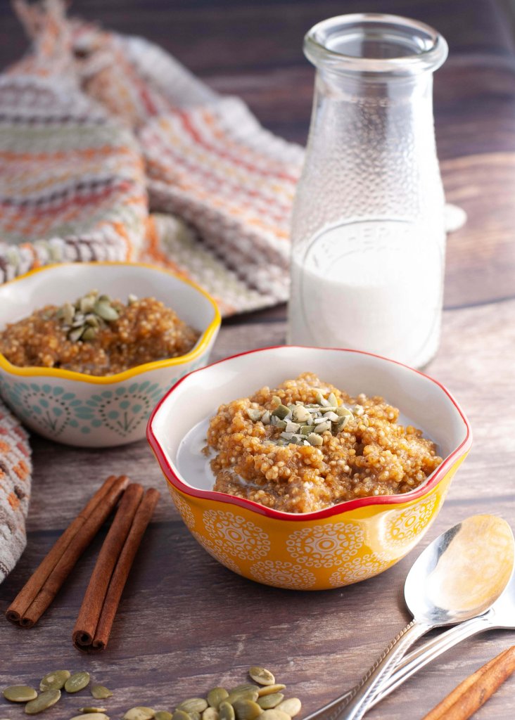 gluten-free-pumpkin-quinoa-breakfast-porridge