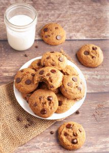 gluten-free-dairy-free-pumpkin-chocolate-chip-cookies