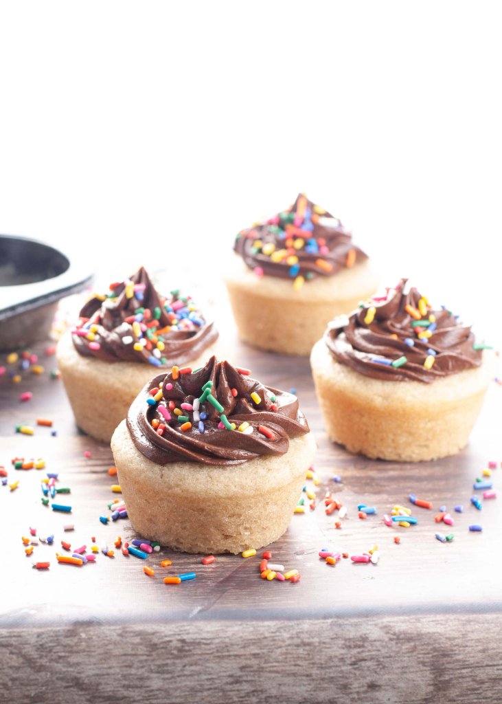 yellow-cupcakes-for-food-allergies