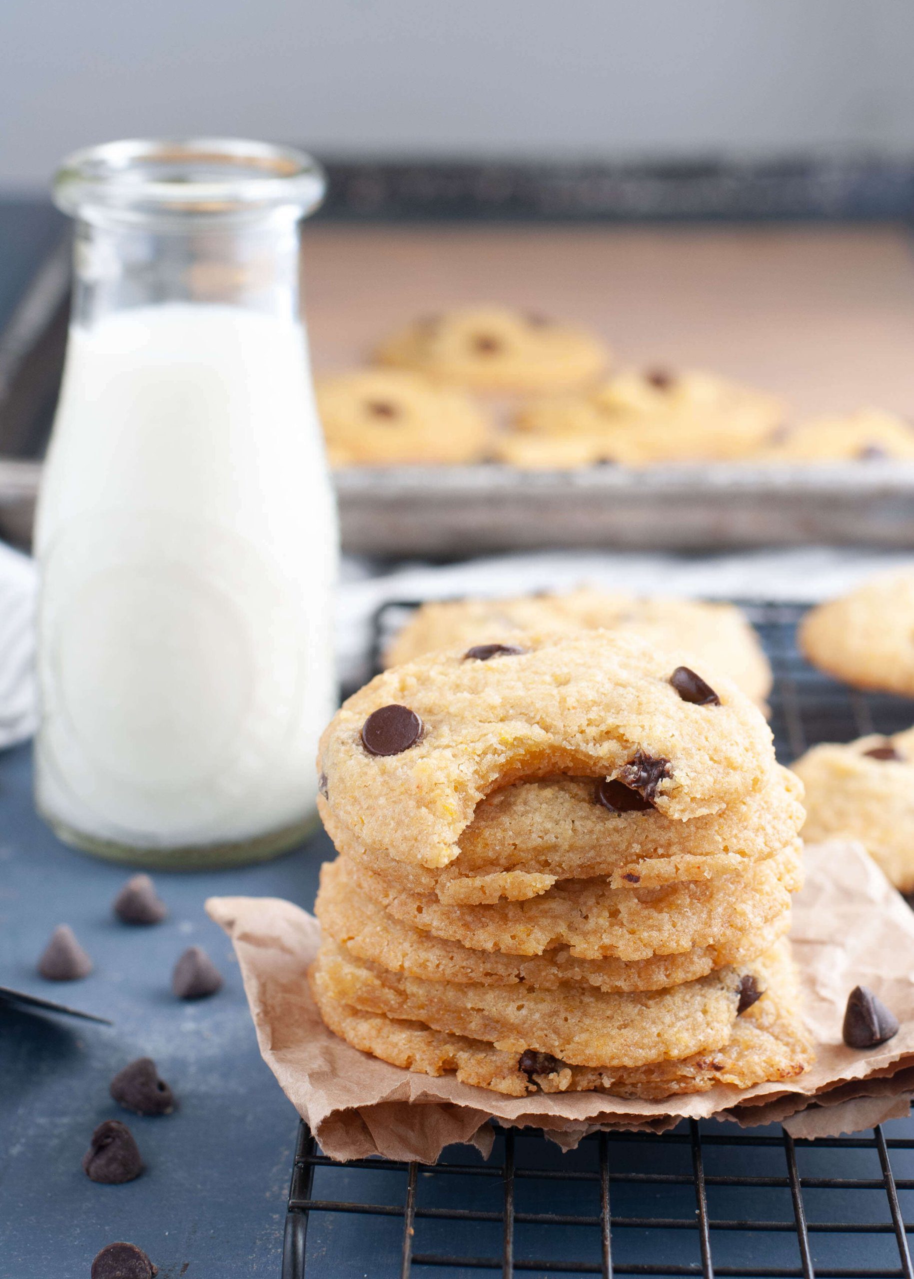 Soft Allergyfriendly Chocolate Chip Cookies (Gluten, dairy, egg, & nut