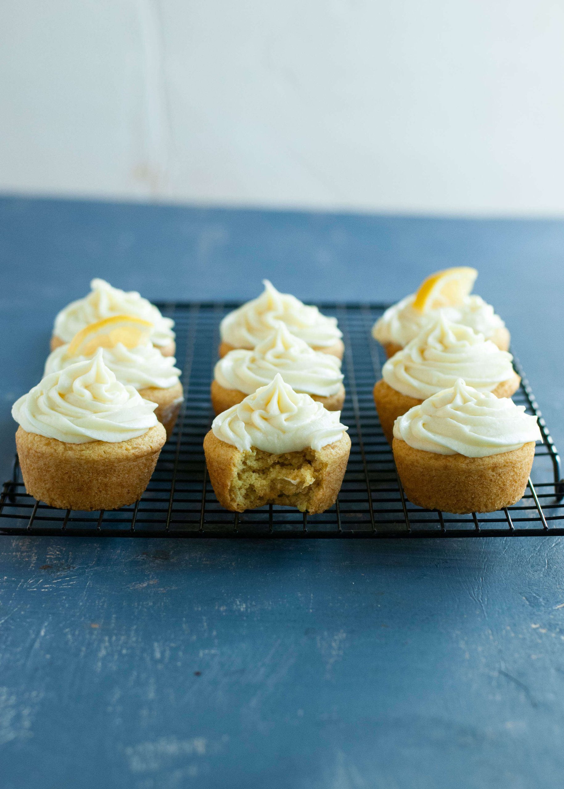 Glutenfree Vegan 3 Ingredient Lemon Cupcakes with Lemon "Cream Cheese