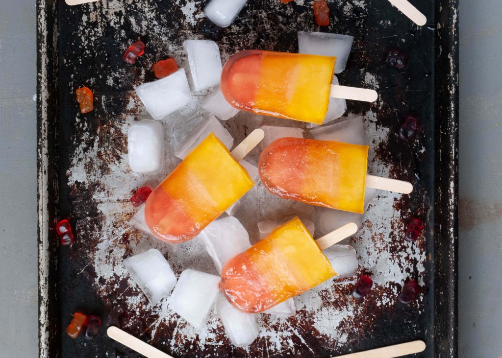 how-to-make-gummy-bears-into-popsicles 