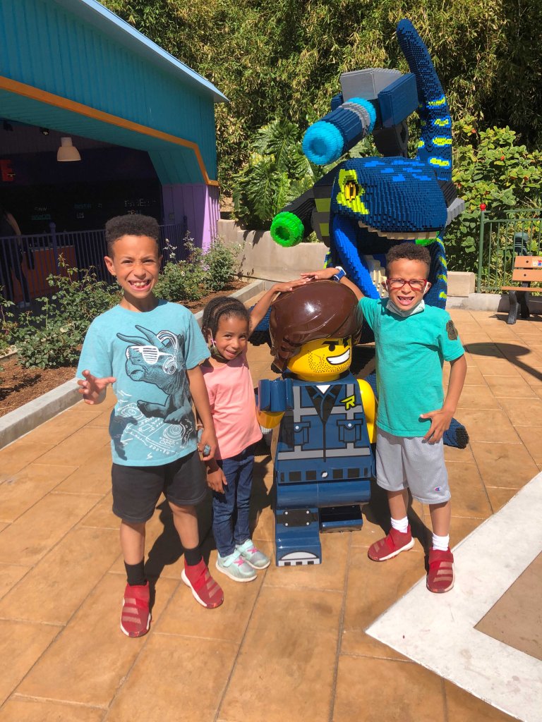what-to-feed-food-allergy-kids-at-legoland