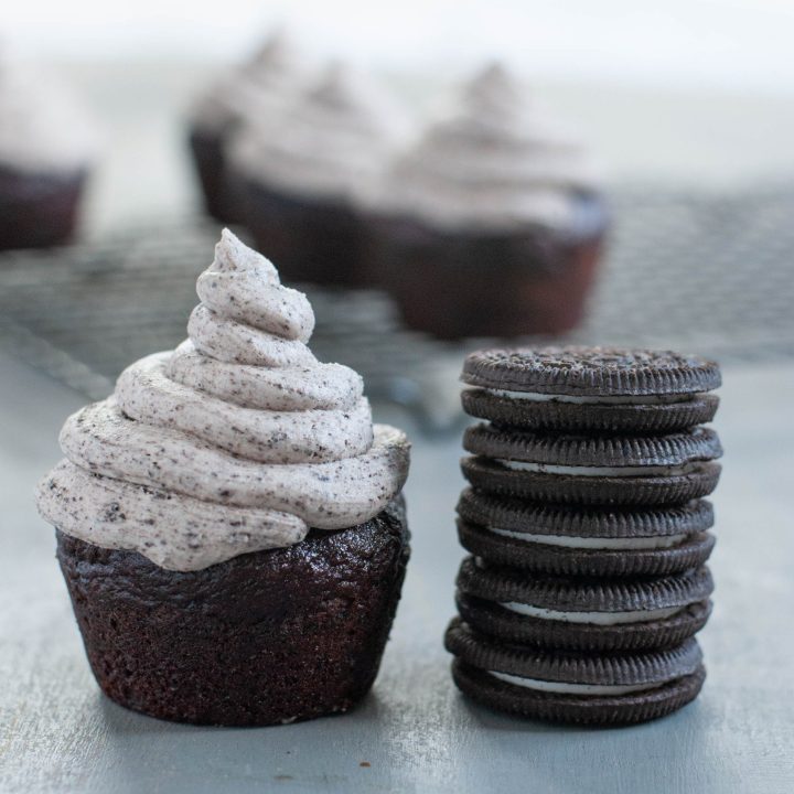 Gluten-Free Vanilla Cupcakes {Dairy-Free Option} - Mama Knows