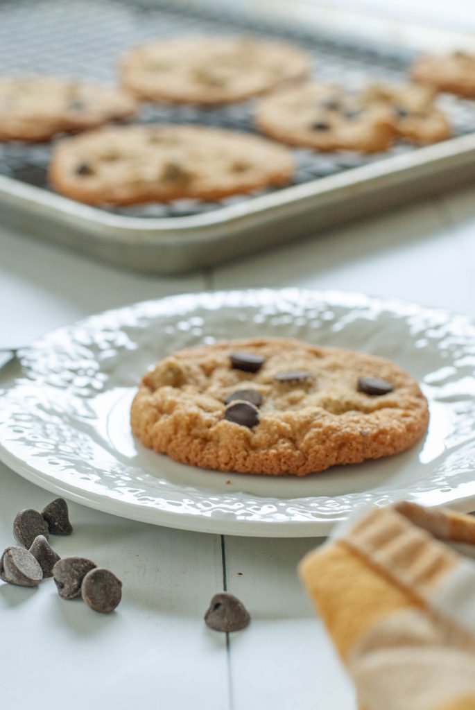 chewy-almond-flour-chocolate-chip-cookies