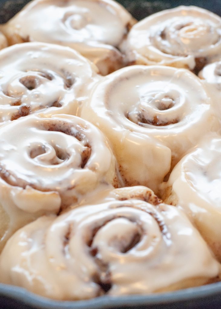close-up-of-gluten-free-cinnamon-rolls-frosted