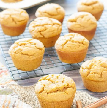 gluten-free-pumpkin-muffins-scattered