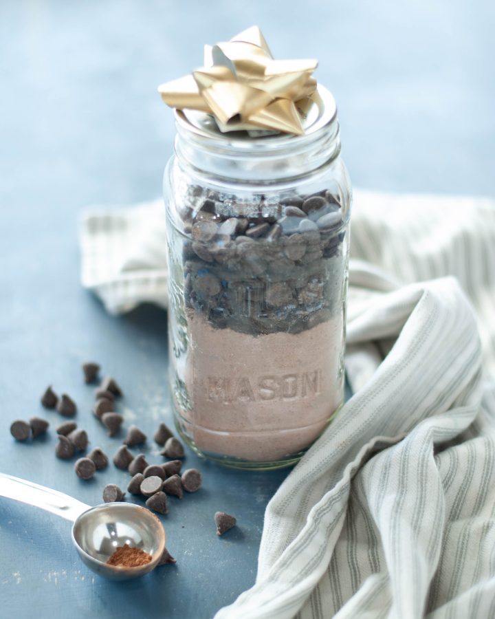 homemade- gluten-free-brownie-mix-in-a-jar-with-a-box